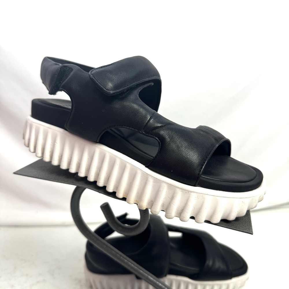 4CCCCEES Waffo Black Leather Platform Slingback Sandals Shoes Size 38 US 8